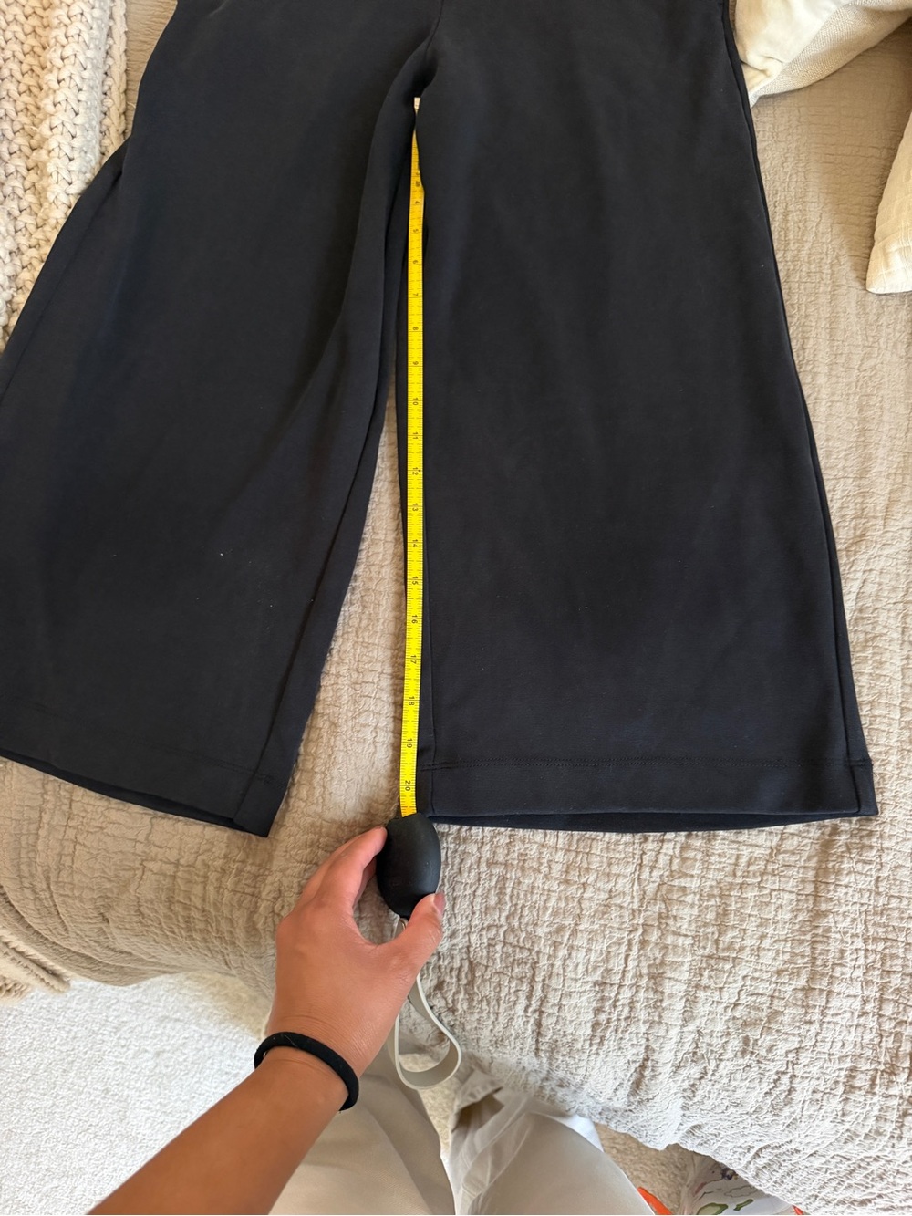 Athleta Wide Leg Cropped Pants - Picture 4 of 5